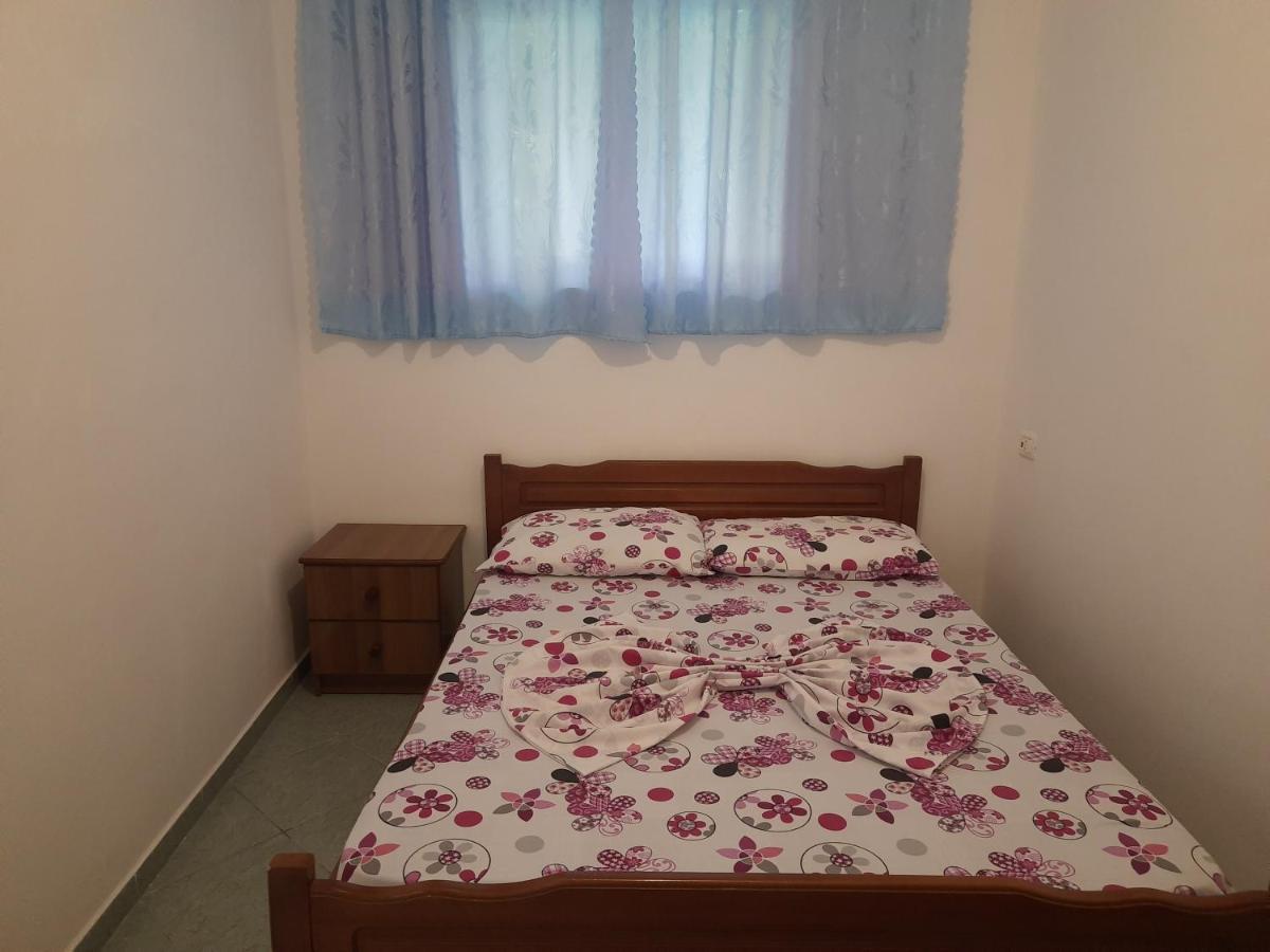 Hillside Apartments Borsh Ngoại thất bức ảnh