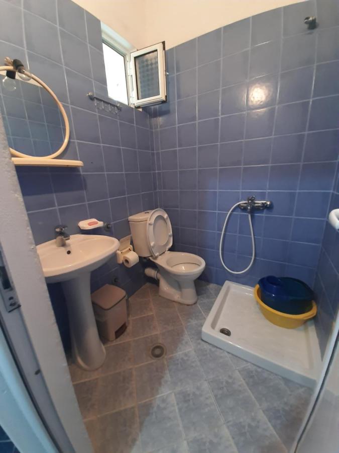 Hillside Apartments Borsh Ngoại thất bức ảnh